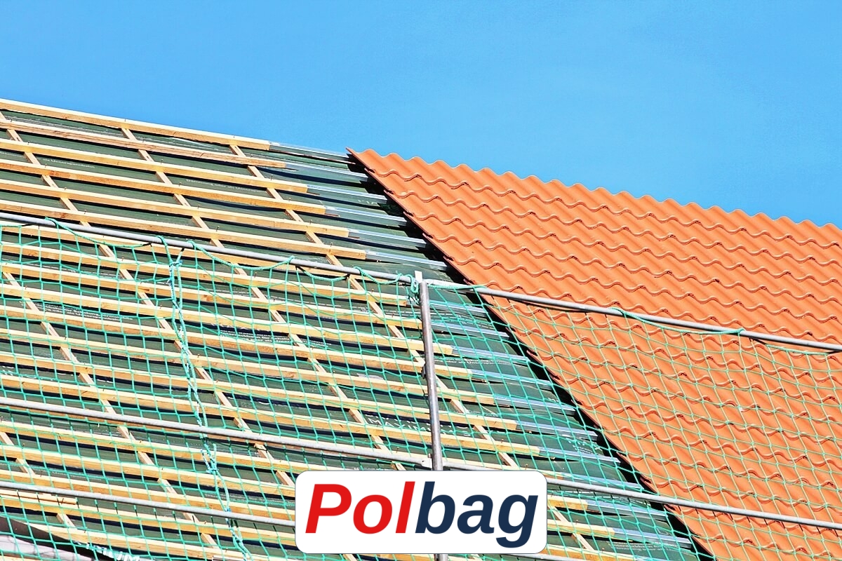 Szczecin | Siatka na rusztowanie Zabezpieczenie rusztowania siatką w Szczecinie Szczecin | POLBAG - Siatka na rusztowanie Zabezpieczenie rusztowania siatką w Szczecinie